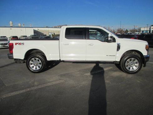 Used 2020 Ford F250 Lariat w/ Lariat Ultimate Package image 3