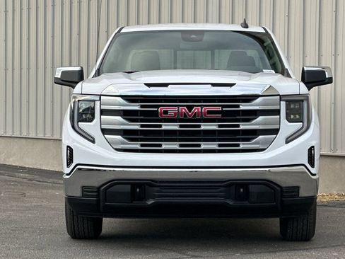 New 2026 GMC Sierra 1500 SLE w/ Preferred Package image 3