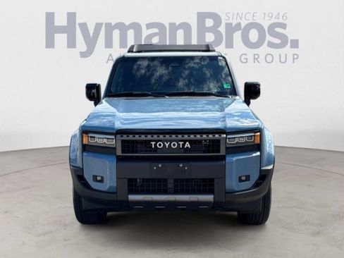 Used 2025 Toyota Land Cruiser image 8