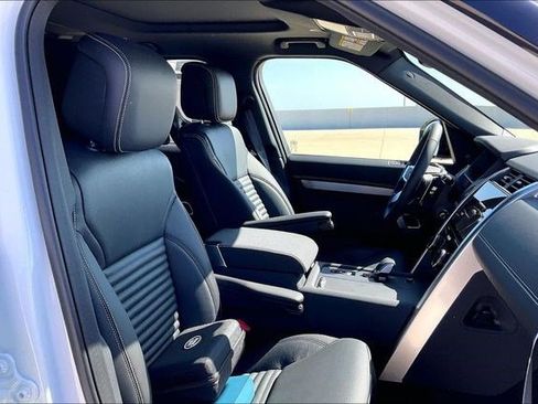 New 2026 Land Rover Discovery Limited Edition image 11