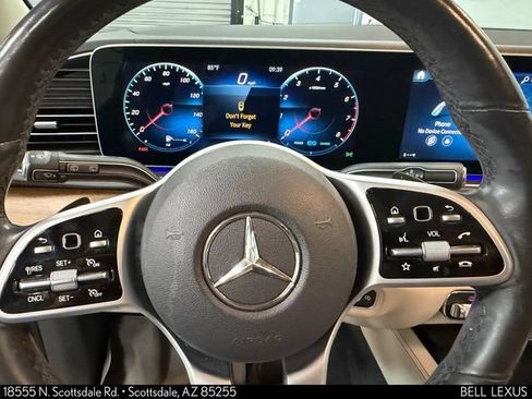 Used 2020 Mercedes-Benz GLS 450 4MATIC image 23
