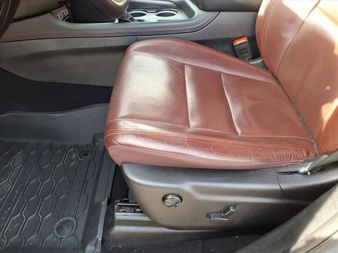 Used 2024 Dodge Durango GT image 18