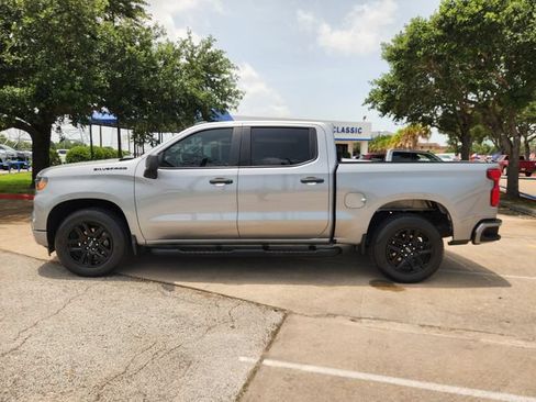 Used 2023 Chevrolet Silverado 1500 Custom w/ Rally Edition RWD image 4