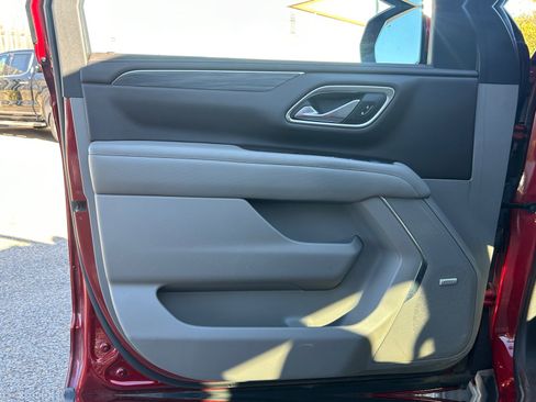 Used 2021 GMC Yukon SLT w/ SLT Luxury Package image 29