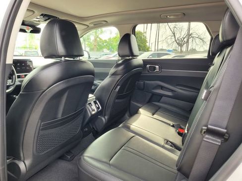 New 2026 Kia Sorento S FWD image 7