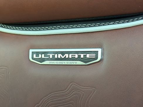 Used 2026 GMC Sierra 3500 Denali Ultimate AWD/4WD image 27