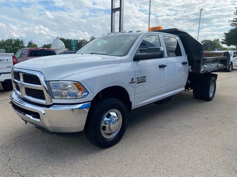 Used 2014 RAM 3500 Tradesman w/ Chrome Appearance Group AWD/4WD image 9
