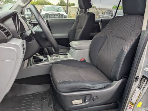 Used 2013 Toyota 4Runner SR5 w/ Convenience Pkg AWD/4WD image 26