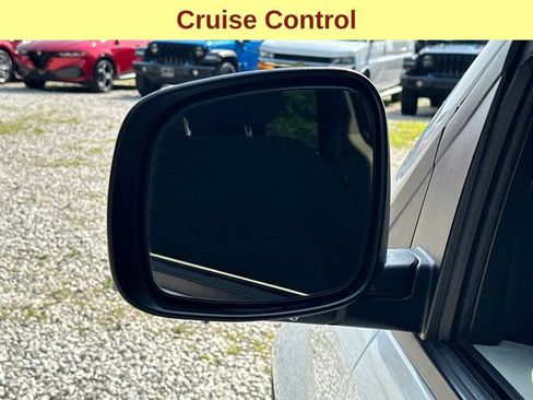 Used 2019 Dodge Grand Caravan SE FWD image 7
