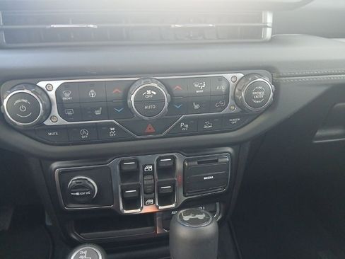 New 2026 Jeep Wrangler Sahara image 19