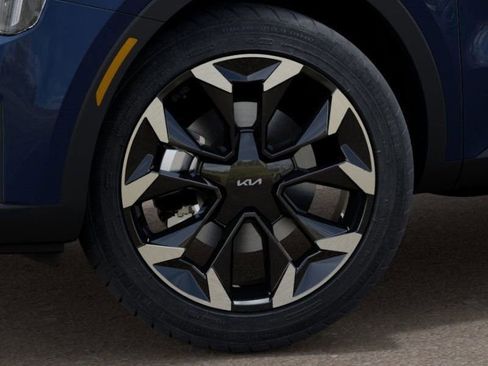 New 2025 Kia Sorento EX w/ Panoramic Sunroof Package image 11