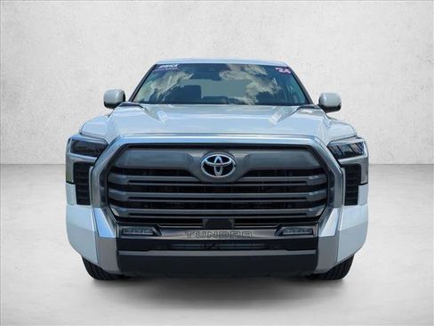Used 2024 Toyota Tundra Limited AWD/4WD image 2
