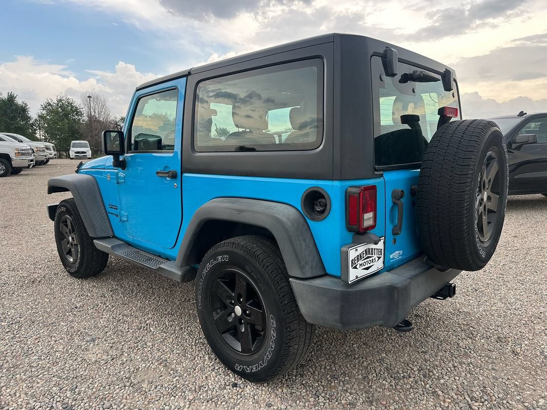 Used 2018 Jeep Wrangler Sport AWD/4WD image 8