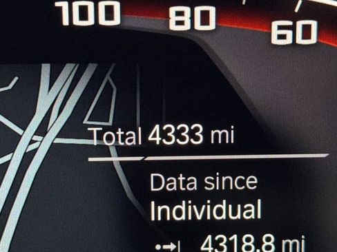 Used 2025 BMW X4 M40i image 26