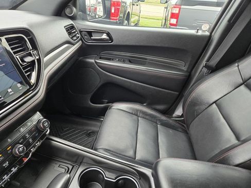Used 2022 Dodge Durango R/T w/ Blacktop Package AWD/4WD image 17