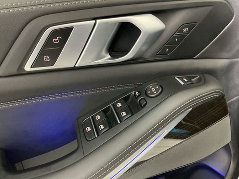 Certified 2024 BMW X5 xDrive40i w/ M Sport Package image 18