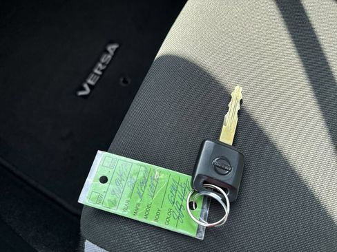 Used 2025 Nissan Versa S w/ Trunk Package FWD image 28