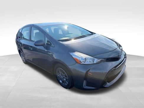 Used 2016 Toyota Prius V Three FWD image 7