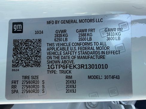 Used 2024 GMC Canyon Denali AWD/4WD image 48