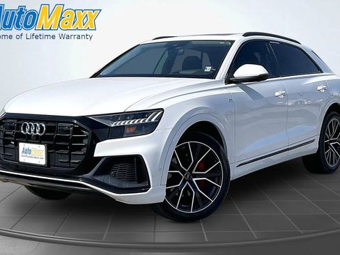 Used 2019 Audi Q8 Prestige w/ Adaptive Chassis Package AWD/4WD image 1