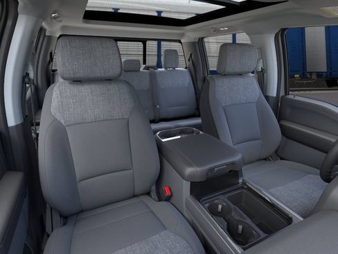 New 2026 Ford F250 XLT w/ XLT Premium Package AWD/4WD image 10