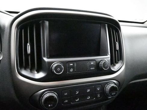 Used 2022 Chevrolet Colorado Z71 AWD/4WD image 20
