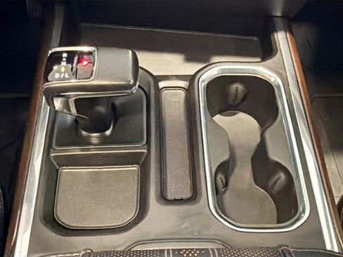 Certified 2022 Chevrolet Silverado 1500 High Country image 16