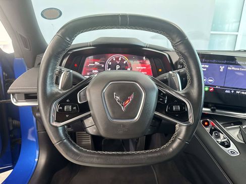 Used 2020 Chevrolet Corvette Stingray Coupe w/ 1LT RWD image 17