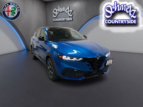 New 2026 Alfa Romeo Tonale w/ Black Premium Package AWD/4WD image 1
