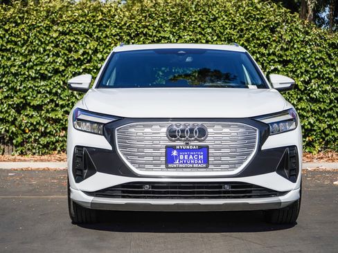 Used 2023 Audi Q4 e-tron Premium Plus w/ Premium Plus RWD image 2