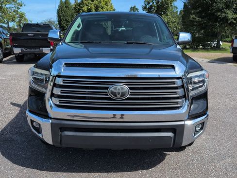 Used 2020 Toyota Tundra Limited w/ Limited Premium Package AWD/4WD image 9