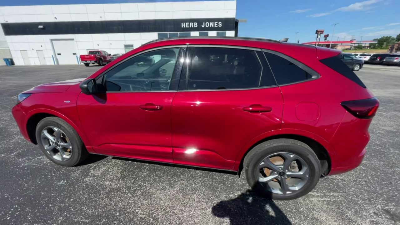 Used 2023 Ford Escape ST-Line AWD/4WD image 7