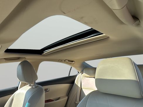 Used 2011 Lexus ES 350 FWD image 32