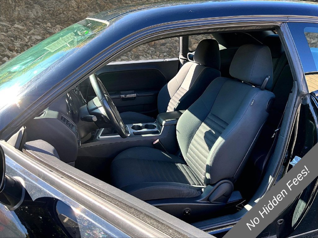 Used 2012 Dodge Challenger R/T RWD image 21