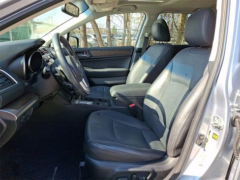 Used 2017 Subaru Outback 2.5i Limited image 14