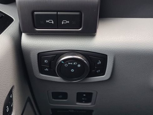 Used 2022 Ford F350 Limited w/ FX4 Off-Road Package image 12