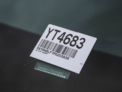 Used 2023 Kia Sorento X-Line EX image 28