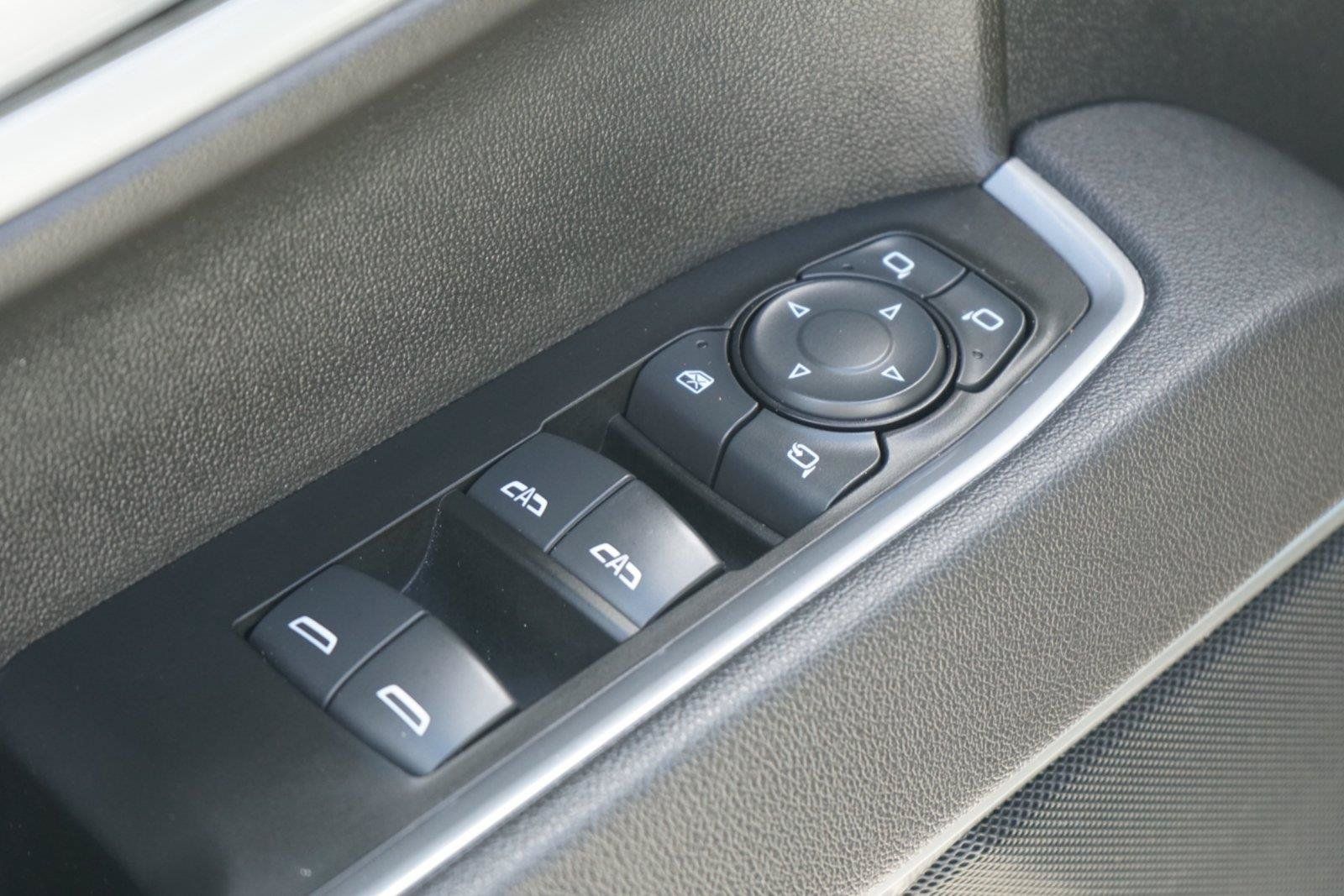 Used 2025 GMC Sierra 1500 SLT RWD image 19