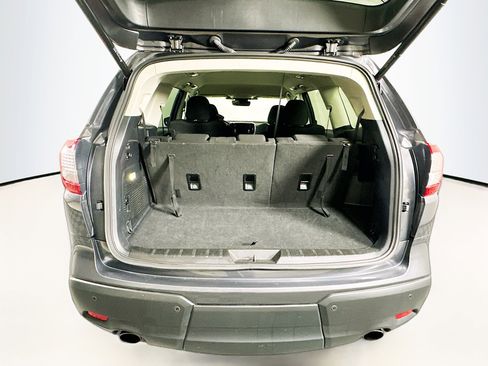Used 2025 Subaru Ascent Premium image 28