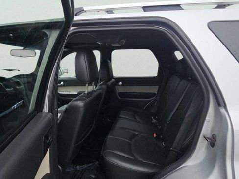 Used 2010 Mercury Mariner Premier image 7