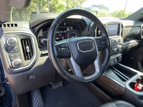 Used 2021 GMC Sierra 2500 Denali w/ Denali Ultimate Package AWD/4WD image 10