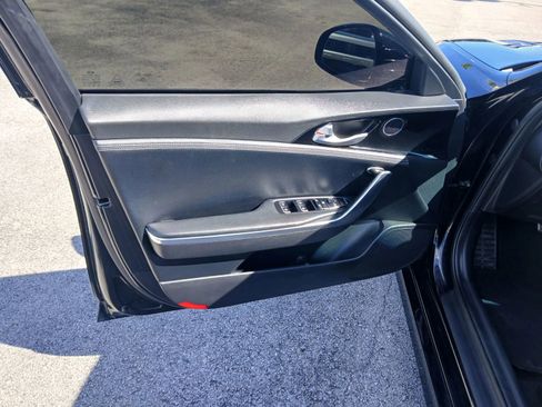 Used 2022 Kia Stinger GT-Line image 11