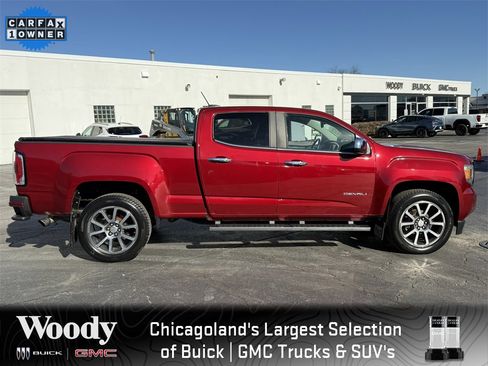 Used 2018 GMC Canyon Denali image 9