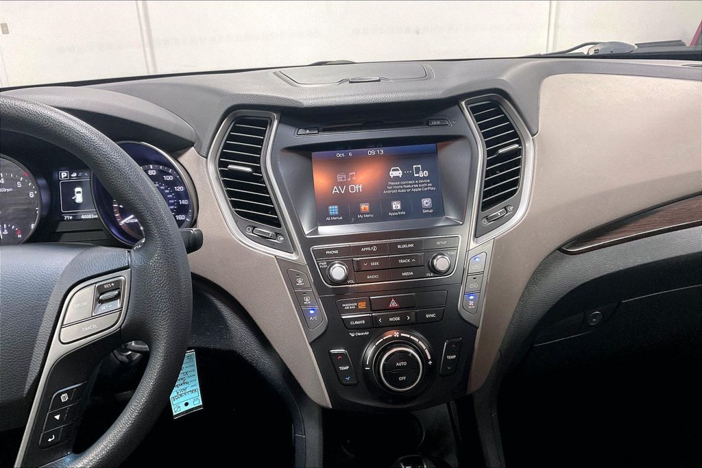 Used 2019 Hyundai Santa Fe XL SE FWD image 7