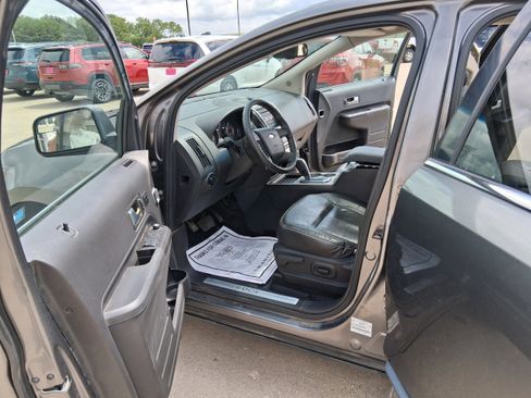 Used 2010 Ford Edge Limited FWD image 13