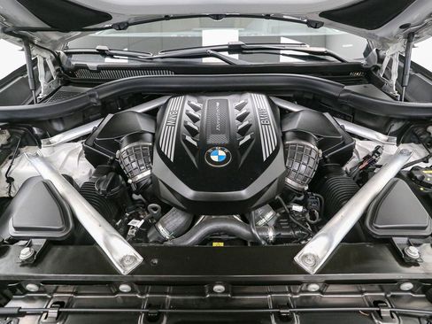 Used 2021 BMW X6 M50i w/ Executive Package AWD/4WD image 14