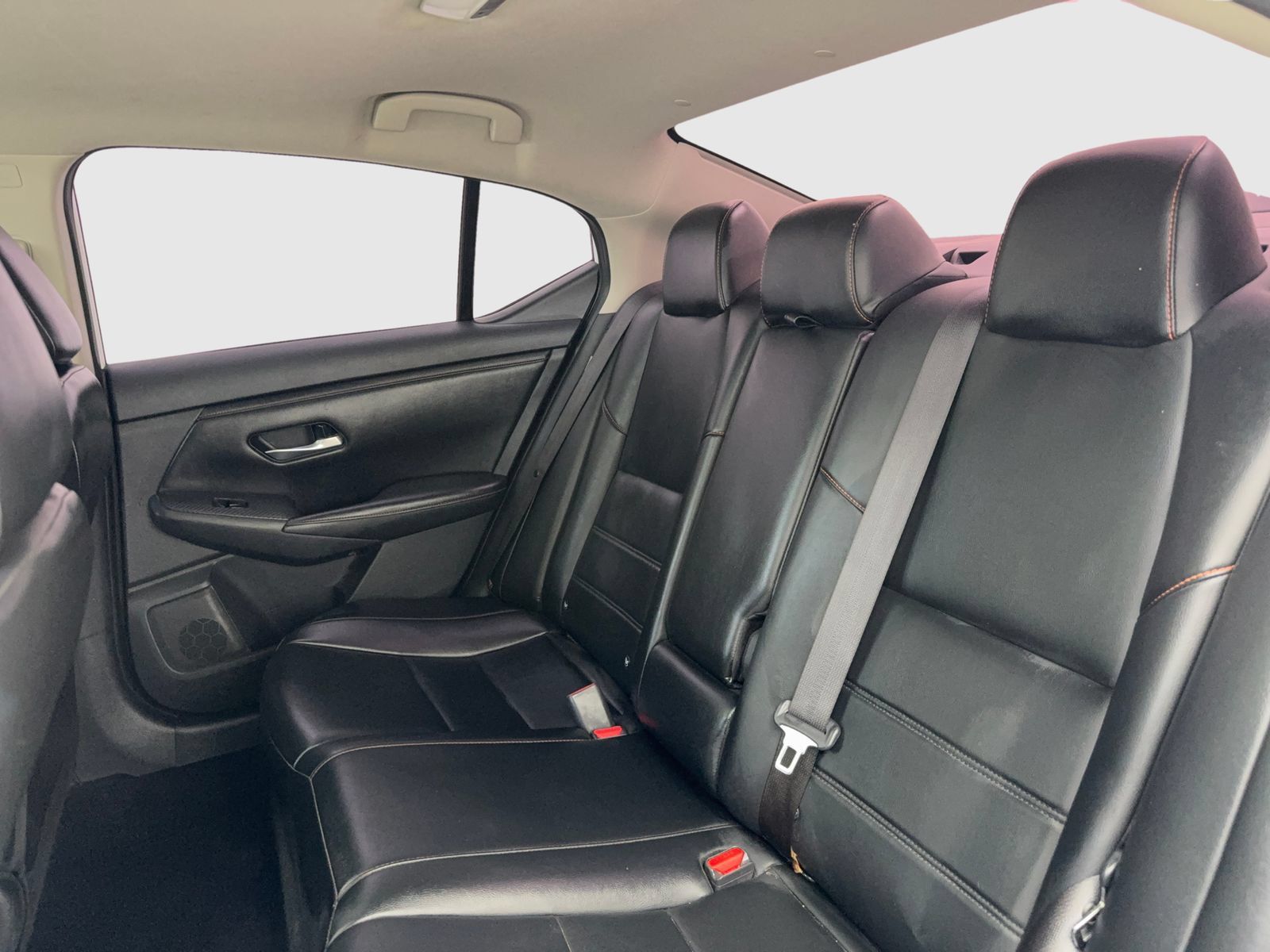 Used 2020 Nissan Sentra SR w/ Premium Package FWD image 35