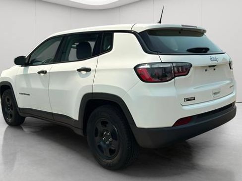Used 2021 Jeep Compass Sport FWD image 8