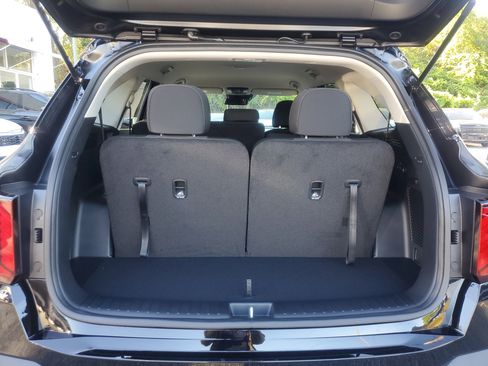 New 2026 Kia Sorento LX image 8