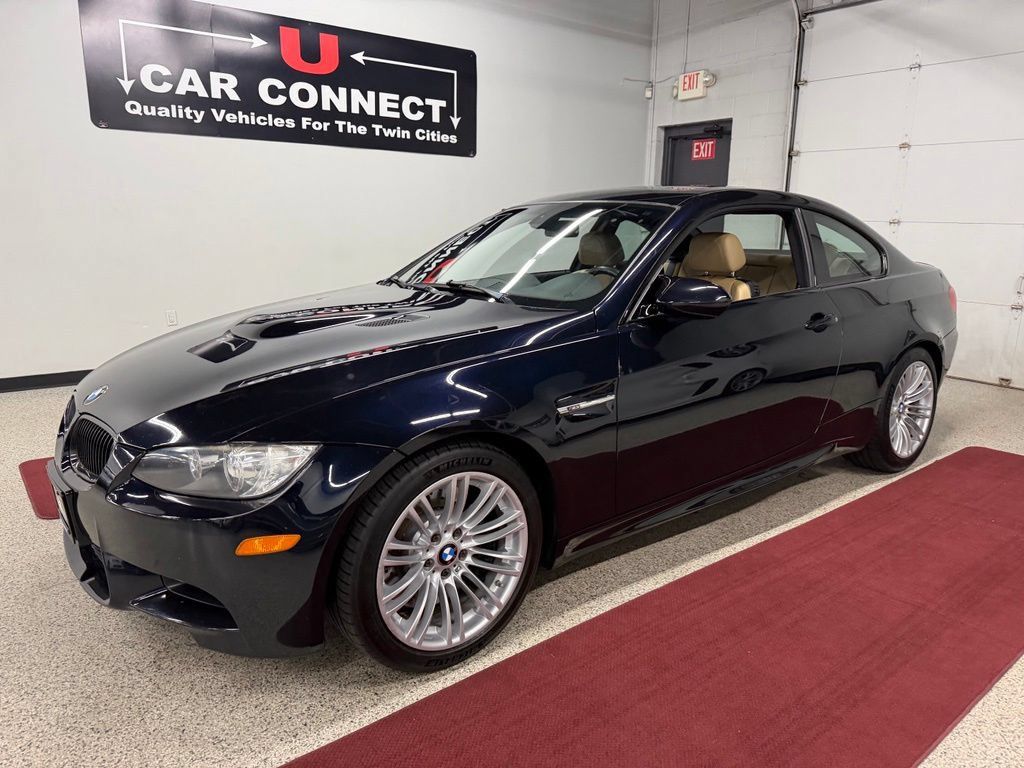 Used 2011 BMW M3 Coupe RWD image 2